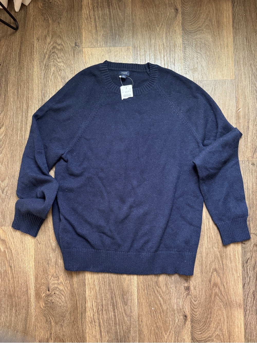NWT J.Crew Men’s Lambswool Blend Crewneck Sweater Navy M